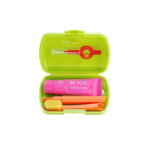 Curaprox Kit de viagem Be You Candy Lover Curaprox Kit de viagem Be You Candy Lover